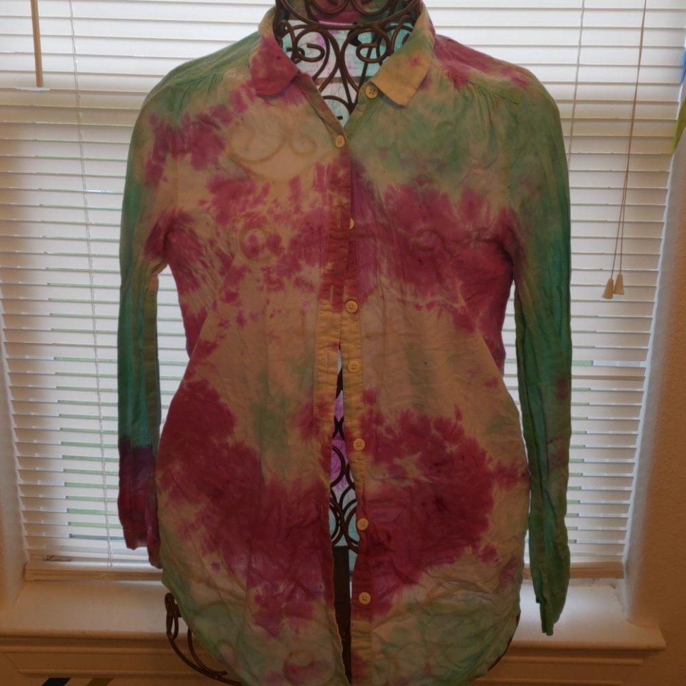 Long sleeved shirt